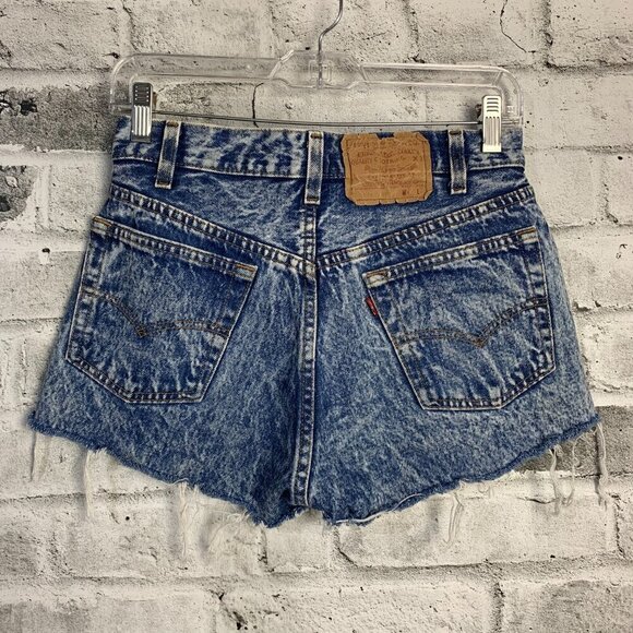 Levi's 501 Vintage Cut Off Jean Shorts Blue Acid Wash Raw Frayed Hem - Picture 3 of 6